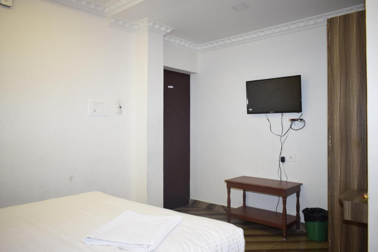 Tsv Hotel Pondicherry Cuddalore Exterior photo